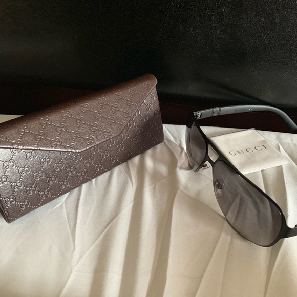 Gucci shades - Picture 3 of 6